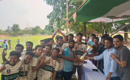 গণ বিশ্ববিদ্যালয়ে ফার্মেসি প্রিমিয়ার লিগের ফাইনাল খেলা, চ্যাম্পিয়ন রেকলেস-৪৪