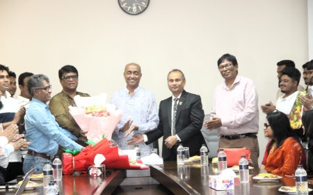 নজরুল বিশ্ববিদ্যালয় পরিদর্শনে আইনমন্ত্রী আসাদুজ্জামান
