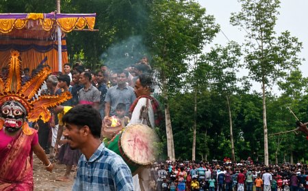 গ্রামীণ ঐতিহ্য আর সংস্কৃতিতে মুখর জেলেপাড়ার গম্ভীরা মেলা