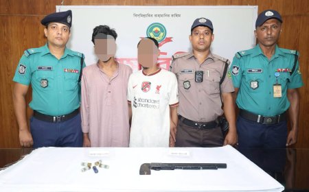 বায়েজিদে শর্টগান ও কার্তুজসহ গ্রেফতার দুই যুবক 