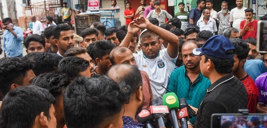 চমেক হাসপাতালে অ্যাম্বুলেন্স সিন্ডিকেটের হামলা, এনসিপি নেতাকর্মীসহ আহত বেশ কয়েকজন
