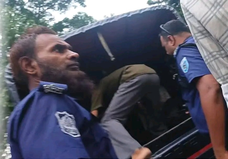 লালমনিরহাটে পুলিশের বিশেষ অভিযানে  ছাত্রলীগের ১২ নেতাকর্মী গ্রেফতার