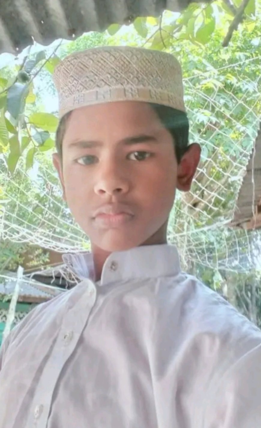 মেহেন্দিগঞ্জ উপজেলার হাজিরহাট এলাকার এক মাদ্রাসা শিক্ষার্থী নিখোঁজ 