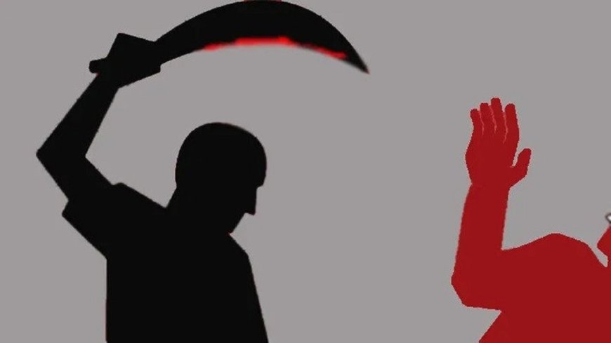 জমি বিরোধের সালিশ শেষে ছোট ভাইকে কুপিয়ে জখম