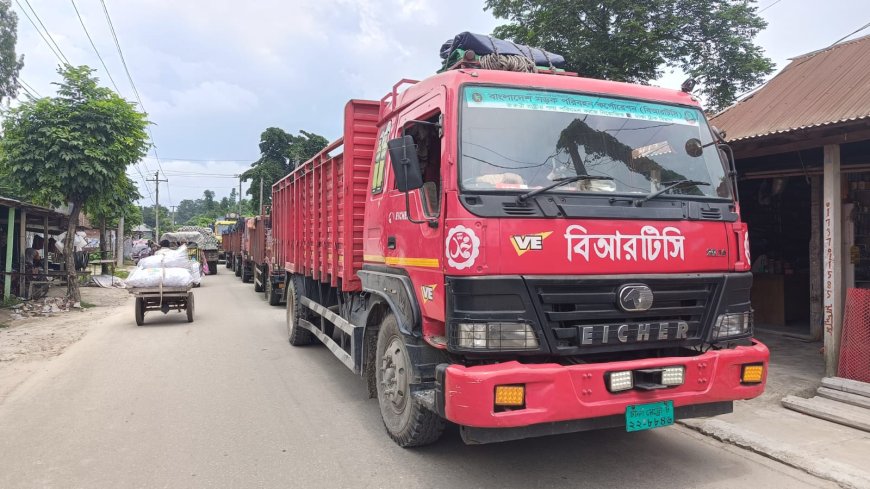 সোনাহাট সেতুর পাটাতন ভেঙে যান চলাচল বন্ধ, বাড়ছে জনভোগান্তি