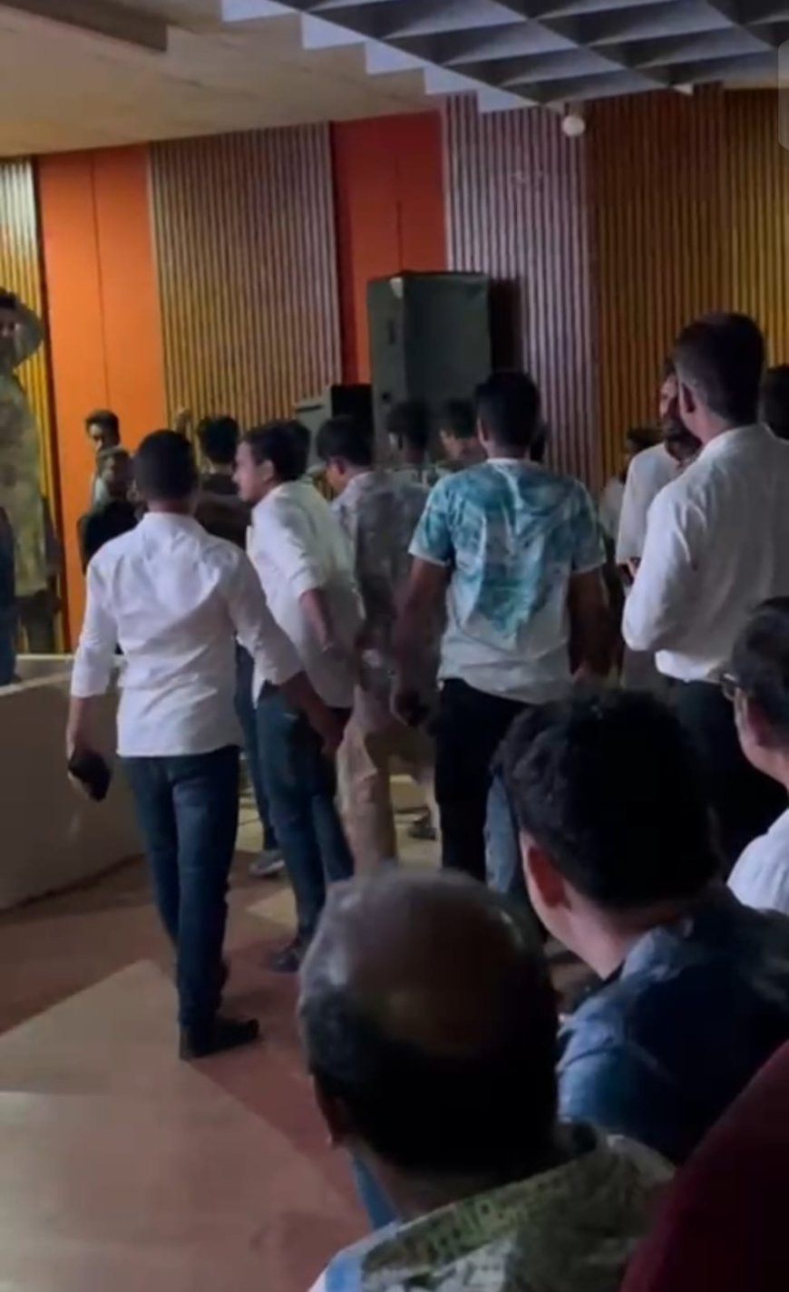 জুলাই ডকুমেন্টারিতে ছবি বাদ দেওয়ায় অনুষ্ঠান বয়কট ছাত্রদলের একাংশের
