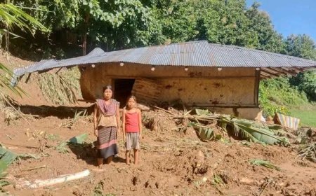বাঘাইছড়িতে পাহাড়ধসে বসতঘর বিধ্বস্ত, ক্ষতিগ্রস্ত পরিবারের পাশে ইউনিয়ন বিএনপি
