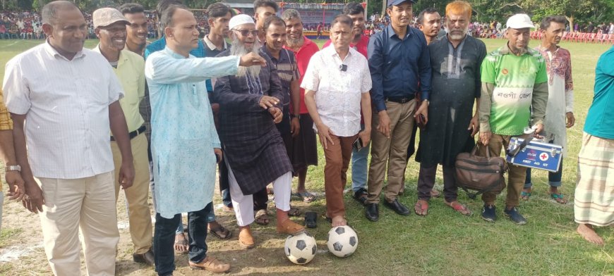 মান্দায় প্রমীলা প্রীতি ফুটবলে নওগাঁর দাপুটে জয়
