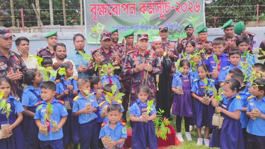 বাঘাইছড়িতে ২৭ বিজিবির বৃক্ষরোপণ কর্মসূচি, বিতরণ করা হয়েছে ২৮ হাজার ৯০০ চারা